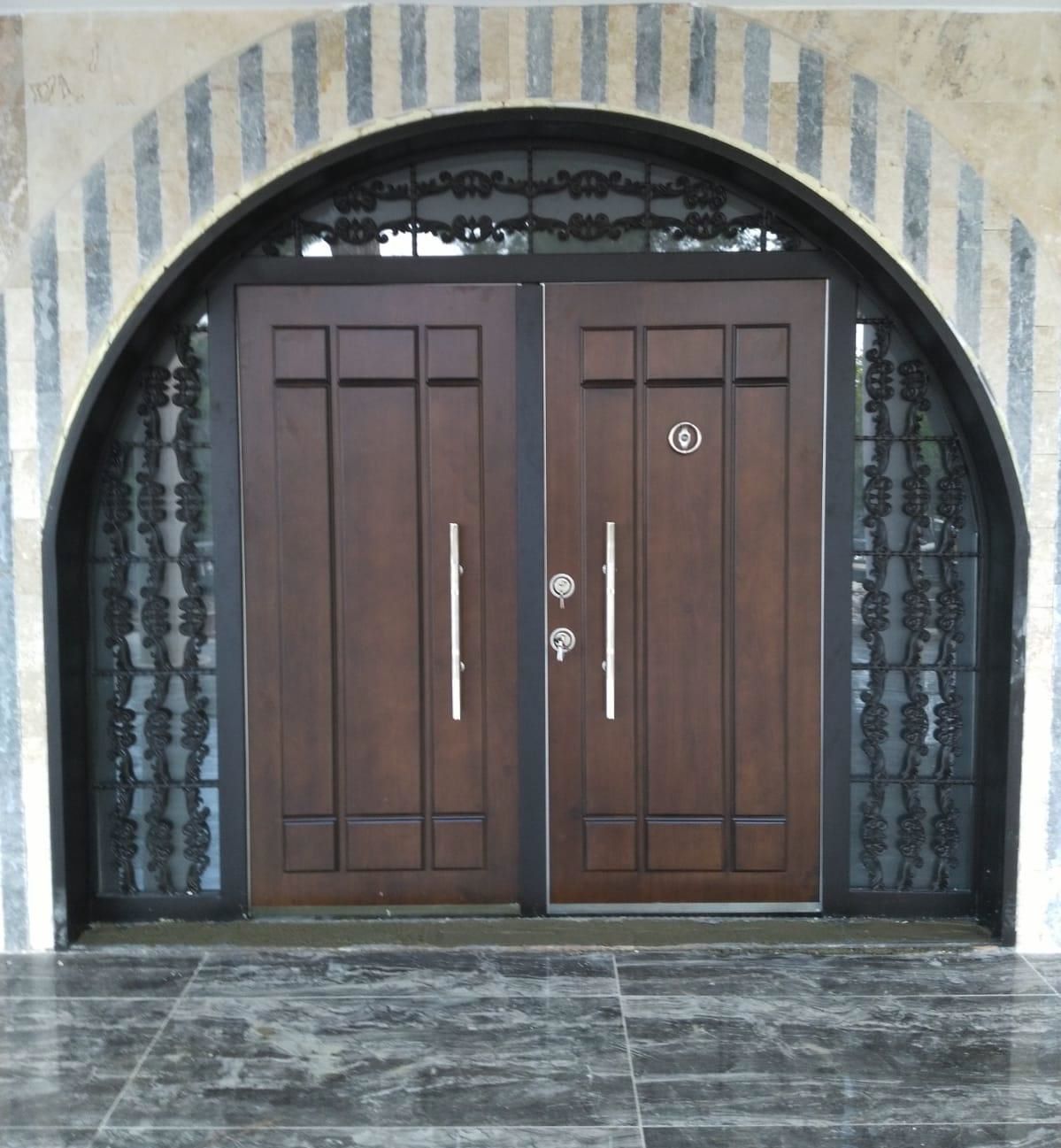 Özçelik Çelik Kapı OZEL-1001